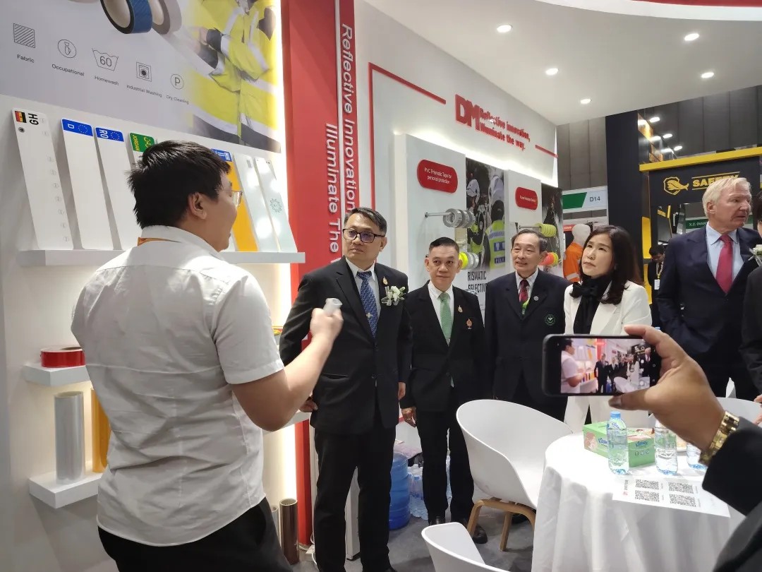 z6com������¼��ڹ�ѧ̩���Ͷ�������������չ (5)